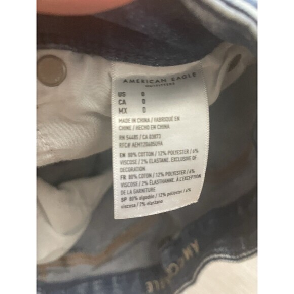 American Eagle Women next level Stretch Distressed Jean denim Shorts 4"  size 0 - Picture 7 of 7